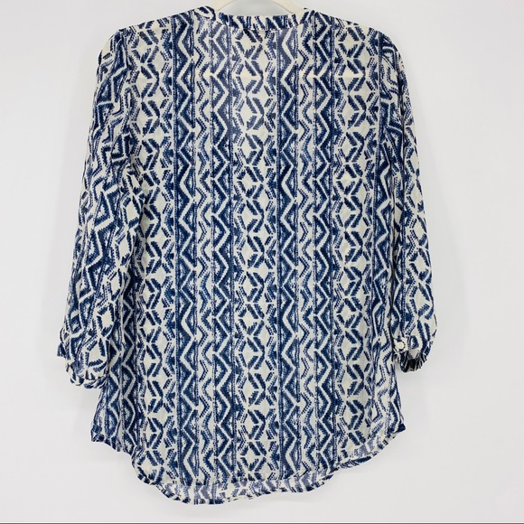 🦋Lucky Brand Blue Boho Print Sheer V-Neck Blouse - Picture 2 of 5